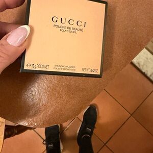 Gucci Bronzing Powder shade 3 medium brand new!!